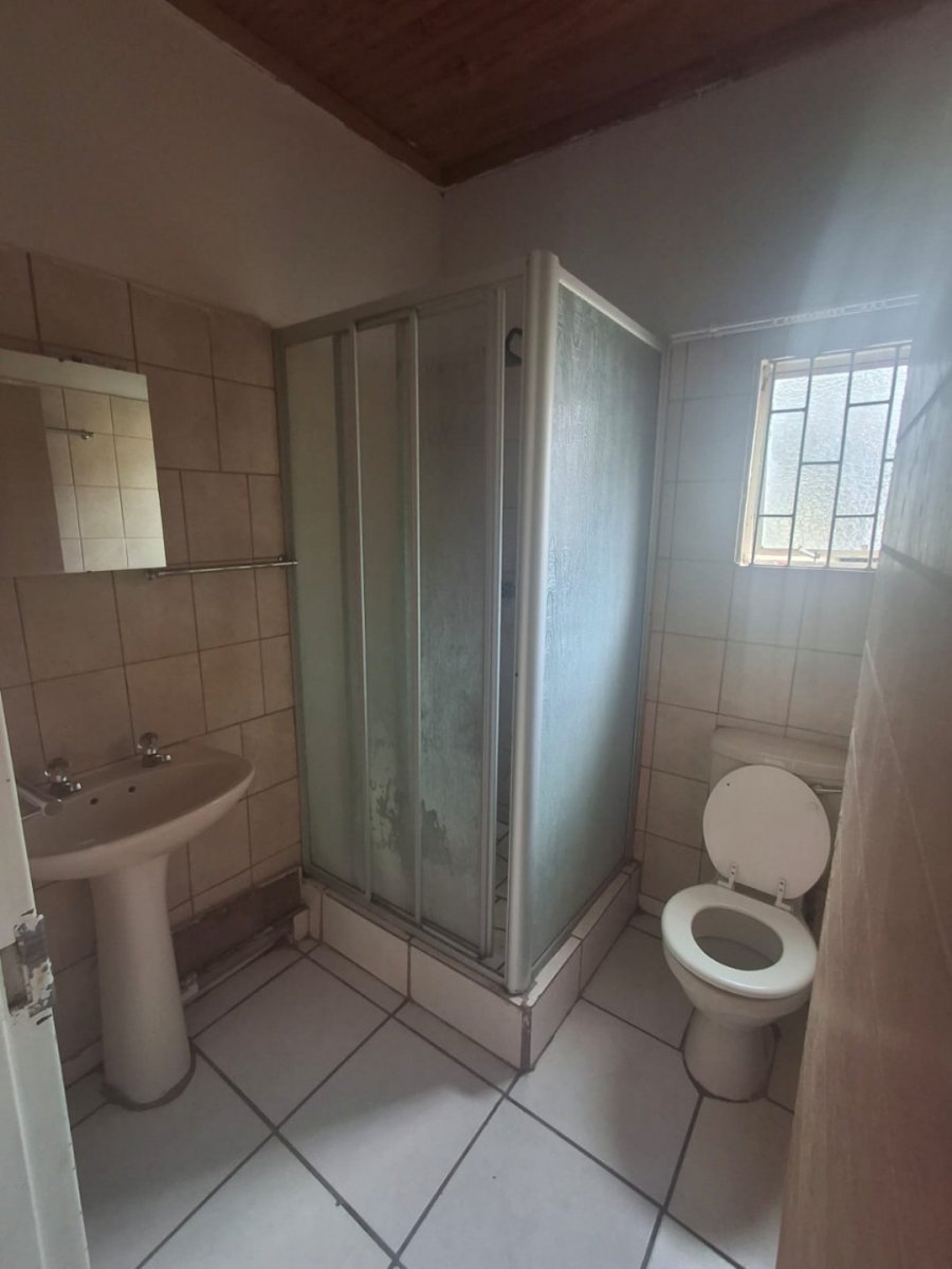 4 Bedroom Property for Sale in Ladybrand Free State